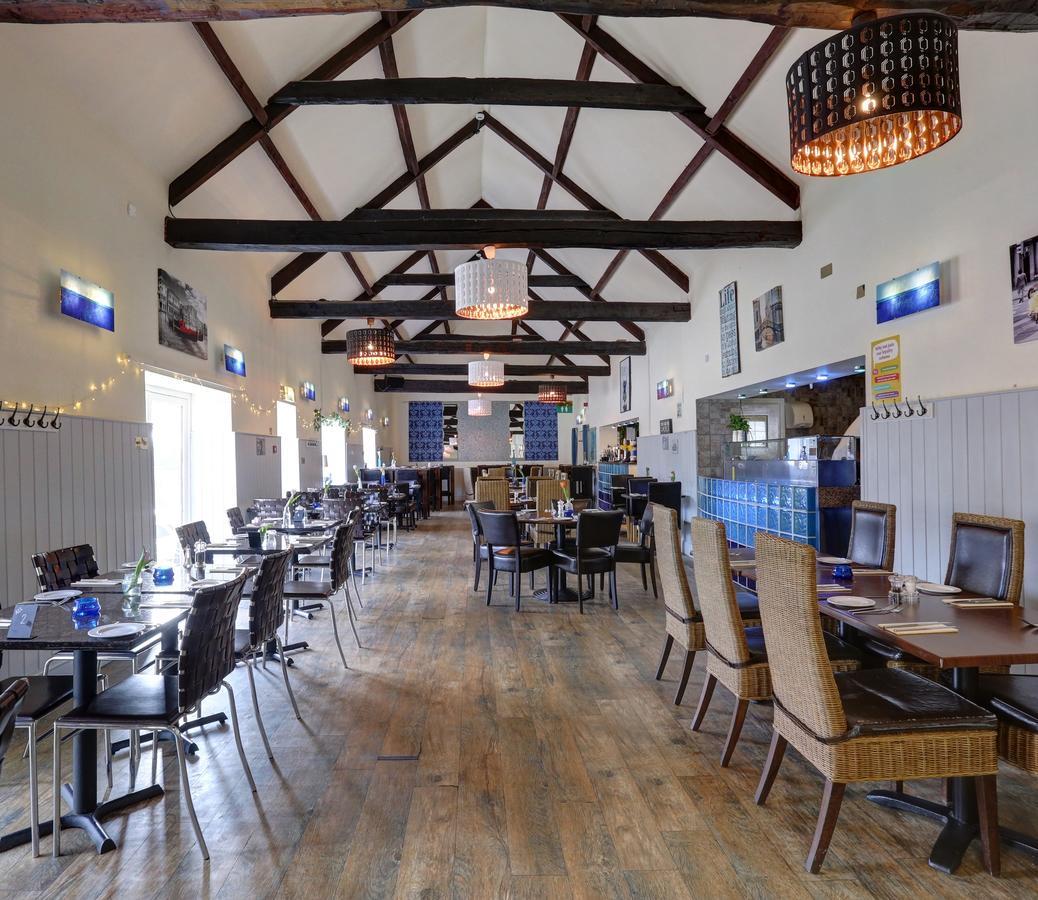 Manor Court Hotel Carnaby Esterno foto